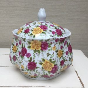 decorative ceramic bowl with lid